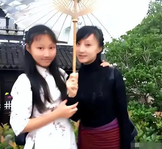 得怎样|云飞|郭津彤|综艺节目|大陆综艺|星光大道(央视节目)_网易订阅