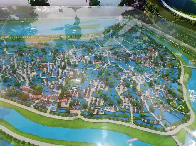 服务中心的古劳水乡地图,看到水网纵横交错的南国水乡特色.