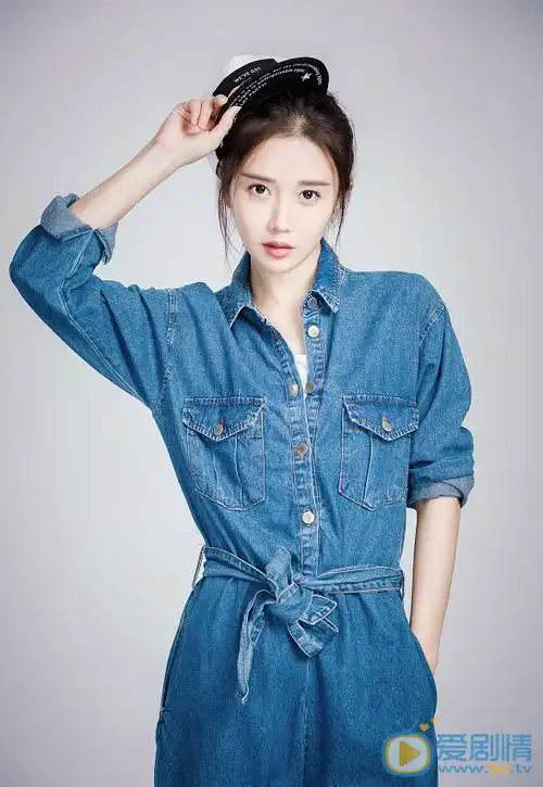 潘时七个人资料简介 潘时七个人经历及家庭背景介绍 潘时七生活写真照