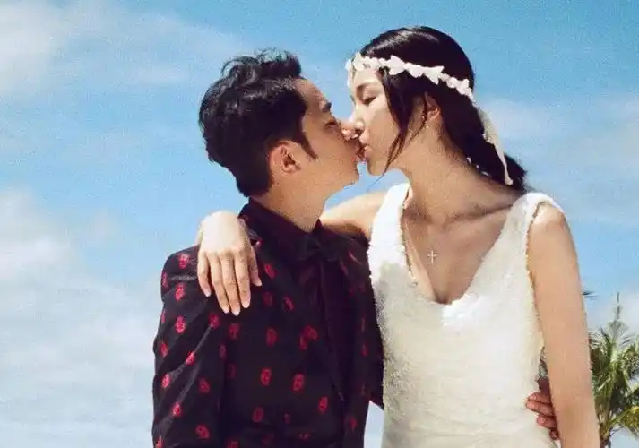 王祖蓝和老婆的哪些恩爱行为和表现值得我们学习