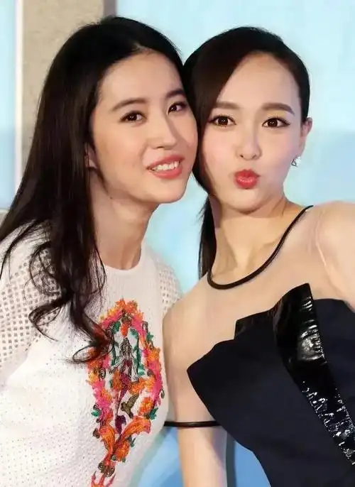 唐嫣凭《繁花》飞升,1月行程增加1倍,刘亦菲称是最好的汪小姐|胡歌