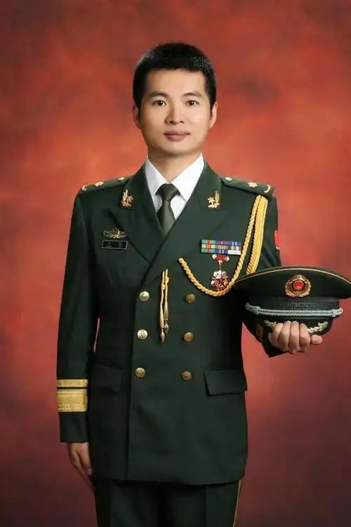 2001年,我被特招入伍,从军17年,一次意外事件让我立功受奖赏!