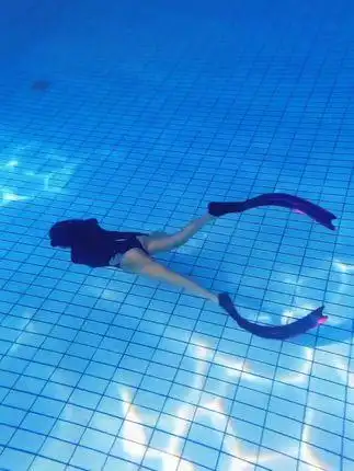 就喜欢在大海里摇摇晃晃的感觉