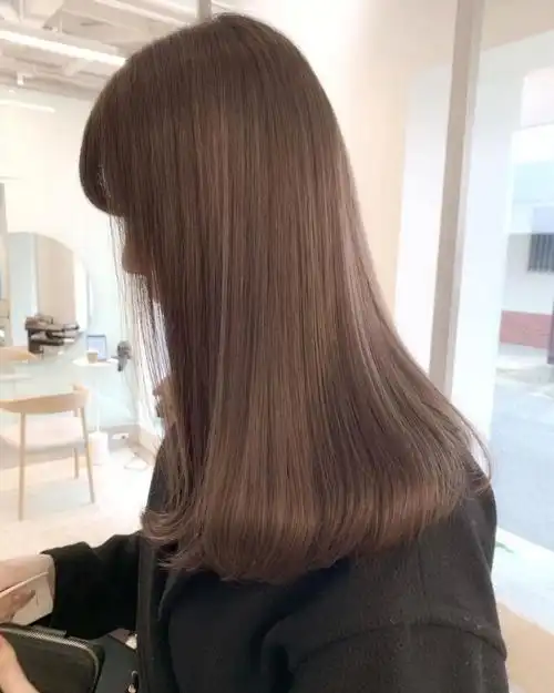 2021流行的六款透明系发色推荐