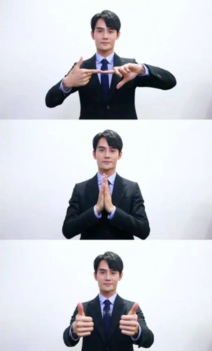 王凯手指舞 灵活且俊美的双手让人荷尔蒙爆棚 手纤长干净骨节分明