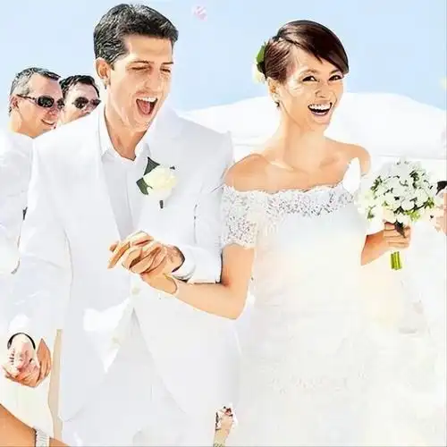 没想到,梁咏琪这段恋情到最后真的无疾而终了,原来这位法籍男友受不了