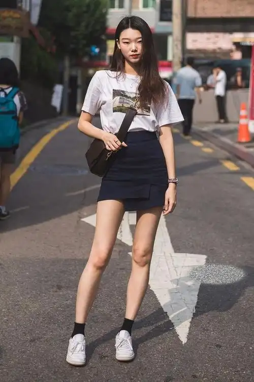 高个子女生的穿衣搭配以身材优势为中心把美彰显在气质上