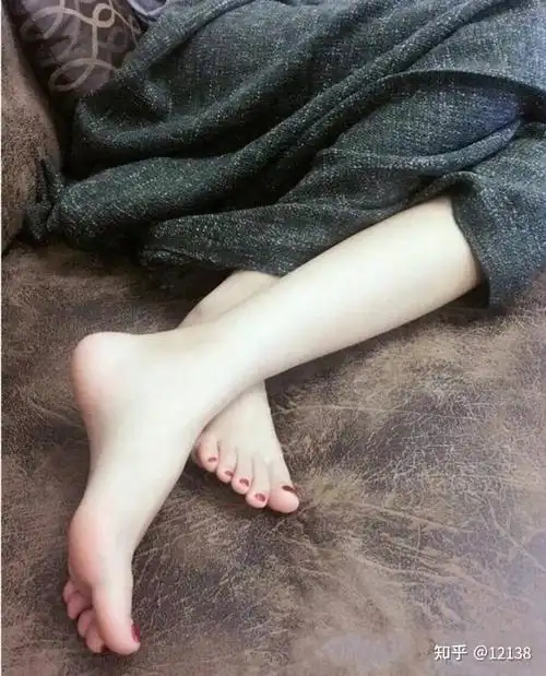 喜欢脚好看的女生有问题吗? - 知乎