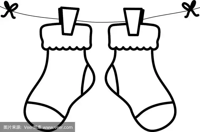 用铁丝挂着的帆布衣服