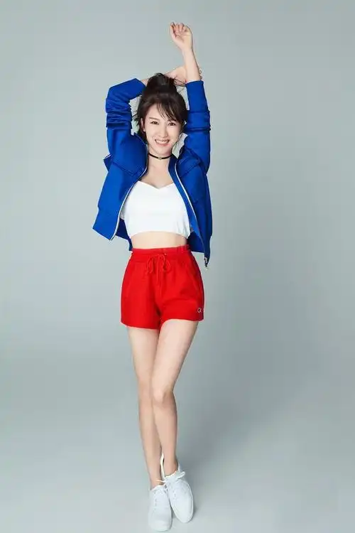 本期嘉宾:内地女演员李念