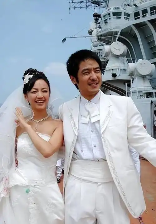 有种整容叫罗海琼结婚富豪丈夫变化不大她却像换了个人