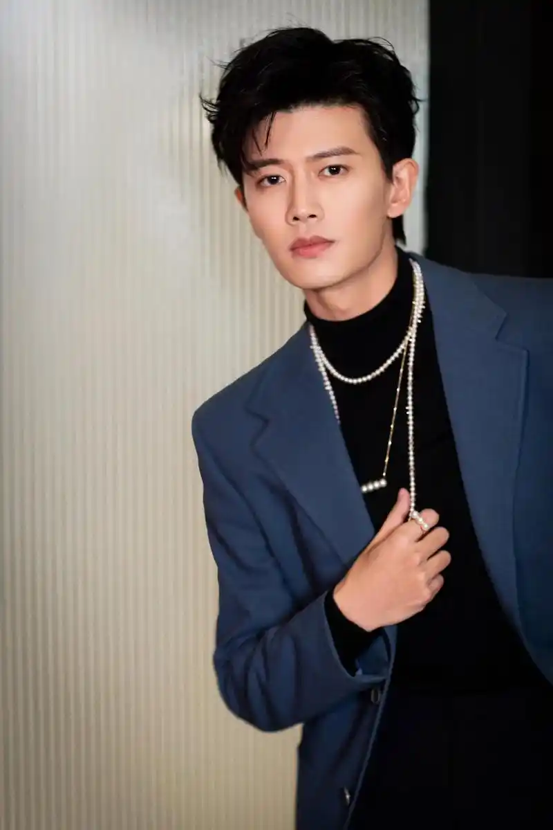 喜欢你的每一天,永远的嘉人#任嘉伦allen #闪闪发光的你 - 抖音