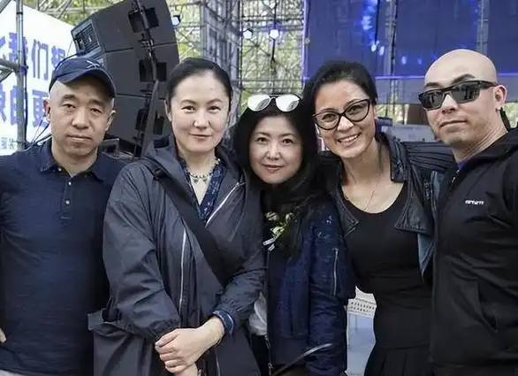 高原不后悔从王菲手中抢走窦唯离婚后独自生活如今怎样了