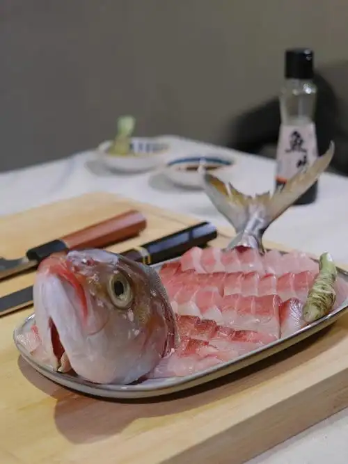 96小时干式熟成章红鱼刺身