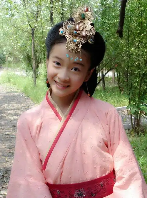 如今主演《泡沫之夏》挑战大s|泡沫之夏|大s|张雪迎_新浪新闻