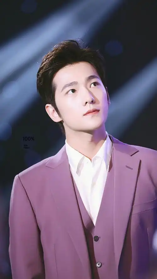 杨洋!西装羊!真棒