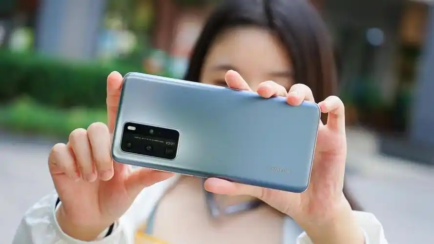 两年前的顶级旗舰华为p40pro二手不到原价一半花粉们来捡漏吧