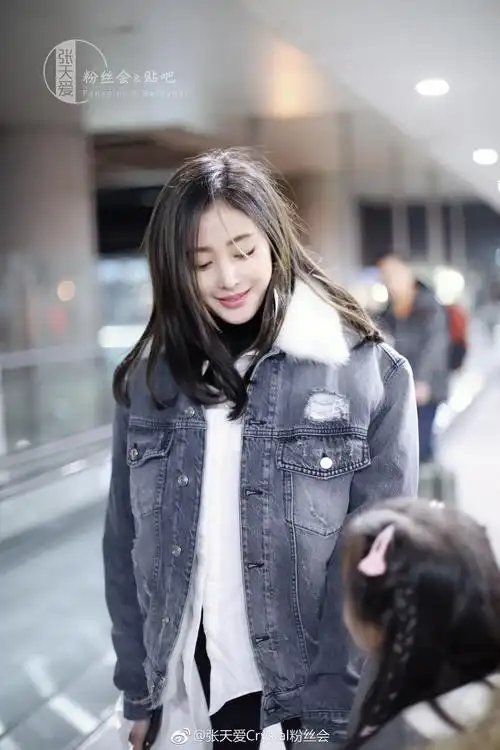 机场照,巧笑嫣然,甜美动人,温暖寒冬|张天爱|嫣然|机场_新浪新闻