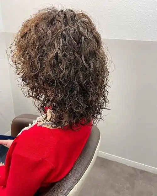 全头烫小卷,真洋气_发型_卷发_自然