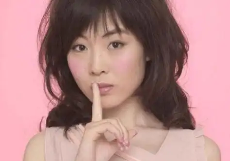 重温04年《超级女声》,宛若"上海舞女"的王媞,选秀时一开嗓迷人嗓音太