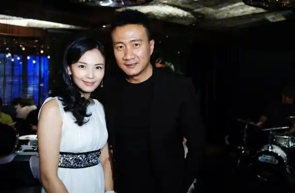 刘涛还曾经在采访中公开承认胡军是自己心中的最佳恋人.