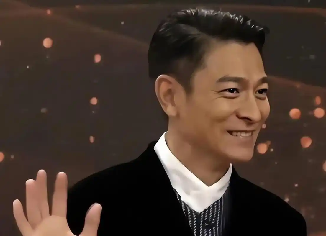 刘德华生日会:众星云集 刘德华62岁生日宴会在亚洲国际博览馆举行