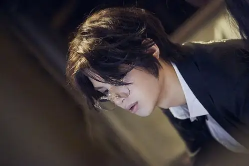 分享一组黄明昊图片给大家,图中的明星图片壁纸会点缀你的电脑桌面