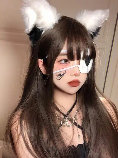 中二病娇感直接拉满创可贴涂鸦创意妆容