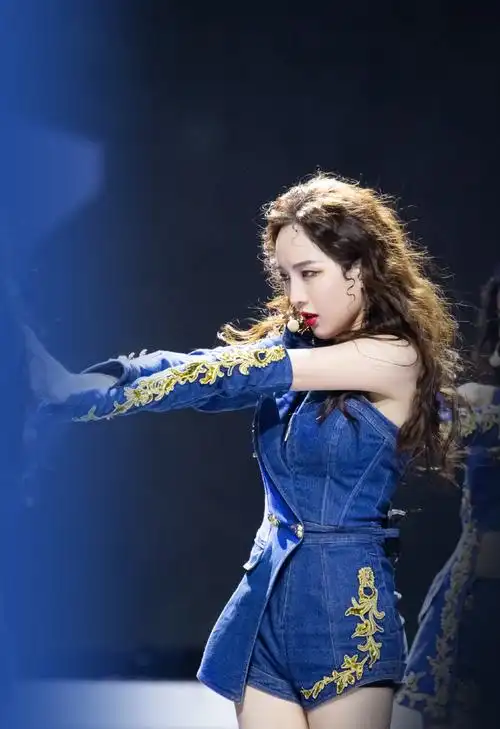 孟佳《乘风破浪的姐姐》十一期剧照图片