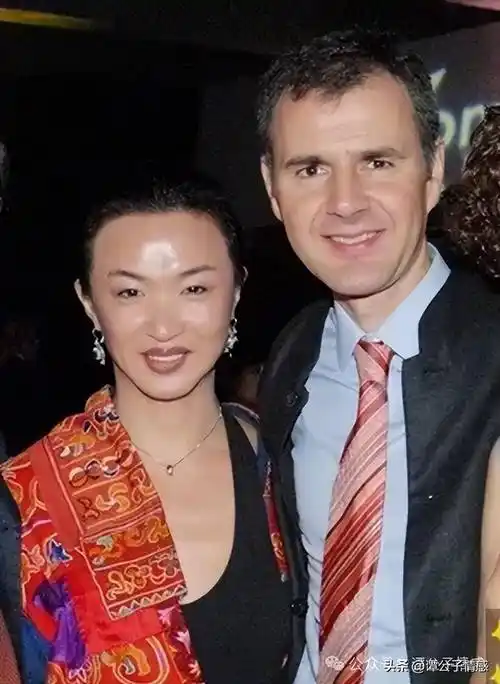 原创56岁金星又结婚了第一任妻子貌美如花离婚时竟然怀有身孕