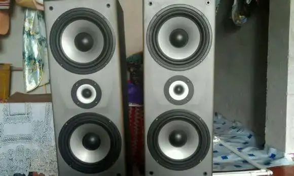 功放二手的这四个哪个比较适合我的奇声音箱?