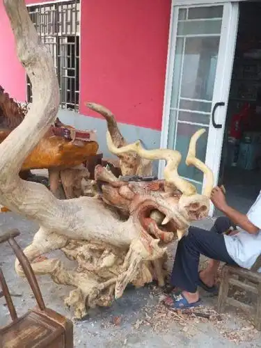 树王雕刻的龙出售