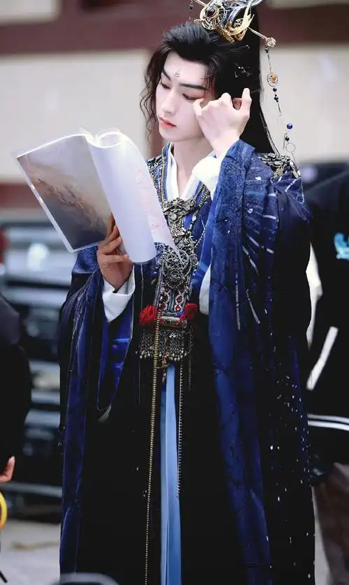 郭俊辰狐妖王权篇异域造型##郭俊辰狐妖王权篇花钿造型路透