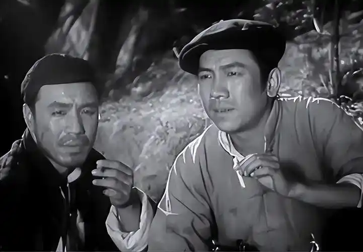 铁道游击队队长洪振海30岁娶17岁妻子脾气大性子急却人人爱戴