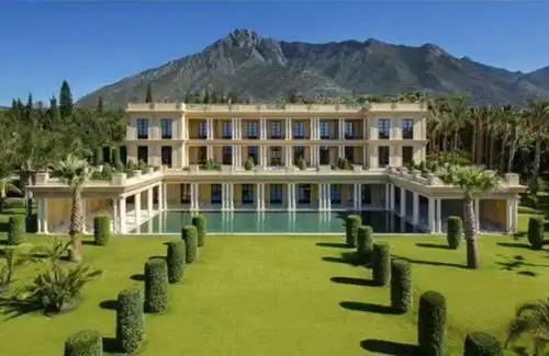 坎塔布里亚别墅,马贝拉,西班牙