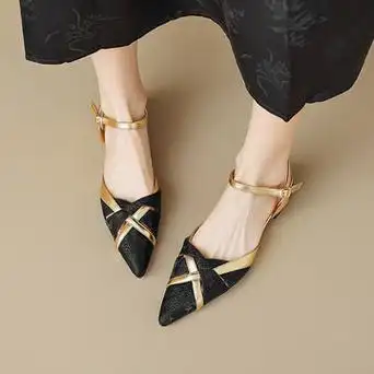 舒适低跟鞋夏季新款鞋子尖头粗跟女鞋包头后空拼色搭扣时尚凉鞋女