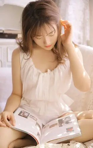 极品美女白嫩慵懒诱人私房写真图片