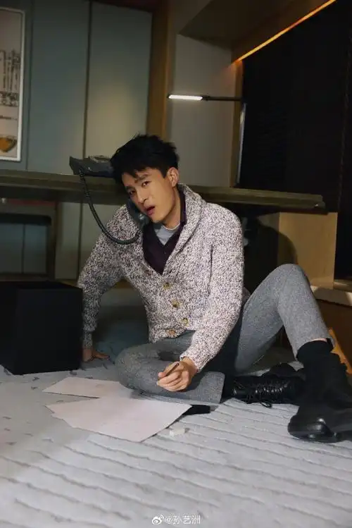 #孙艺洲 年会角色观后感##孙艺洲有种白白壮壮的清爽#