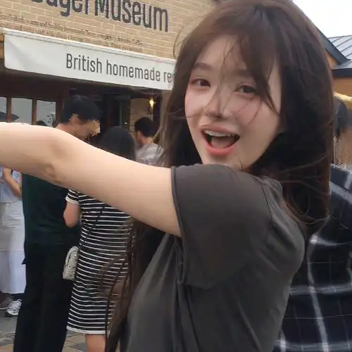 清新夏日可爱女生头像