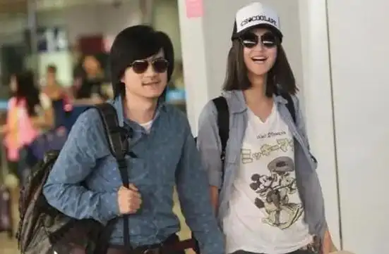 回顾张歆艺前夫让我心寒二婚丈夫袁弘让我暖心余生为爱而活