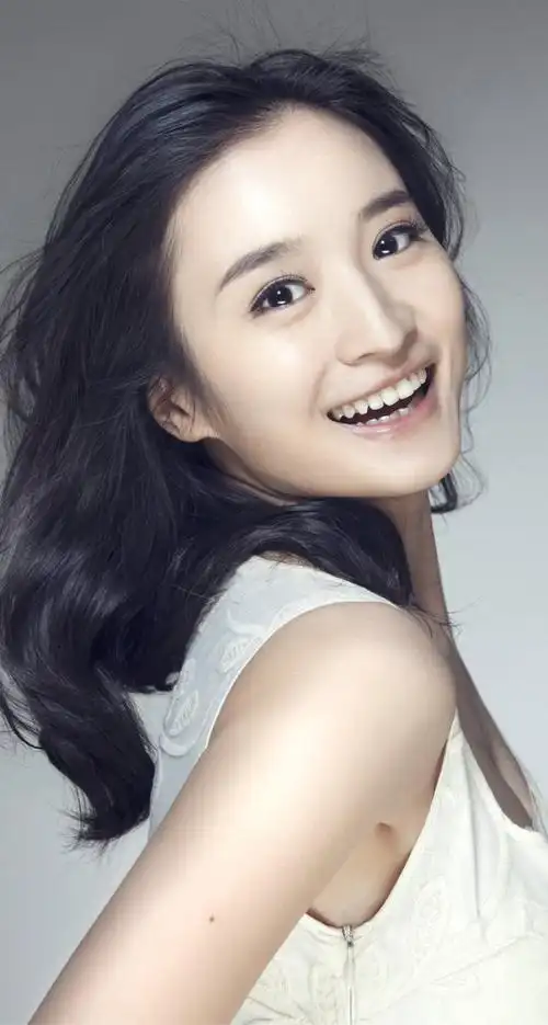 林好清纯写真高清手机壁纸744*1392