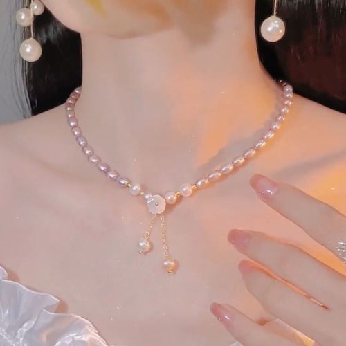 芭沃伦淡水珍珠项链女高级设计感小众轻奢小花锁骨链温柔甜美颈链