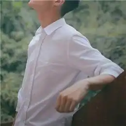 求与下图相似的半身男头像(最好是戴耳机或白衬衫酷一点)