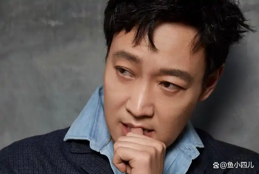 回顾不拍戏就:消失:,今50岁的辛柏青,已经走上男演员的另一条大路