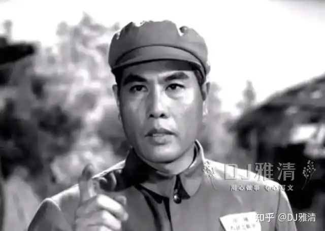 1961年,李炎34岁,人很年轻,但却在电影《东进序曲》中,成功地塑造了黄