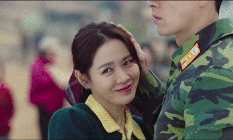 孙艺珍玄彬官宣没多久,乔妹也被拱上了热搜.