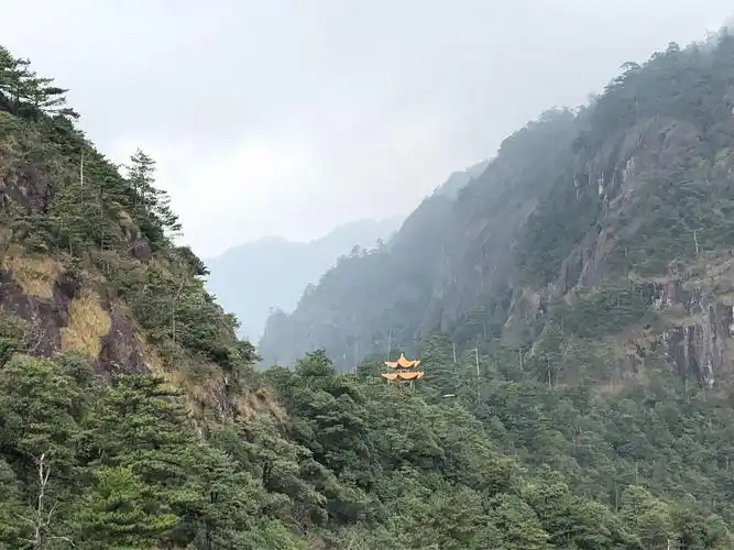 其它 大觉山         大觉山风景区位于江西东部资溪县境内,占地面积