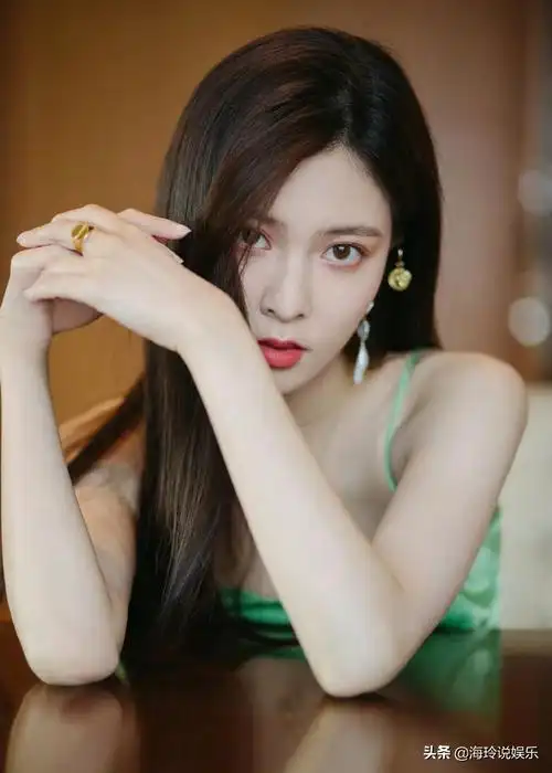 宋妍霏,颜值出众的她,会是你的理想型吗?