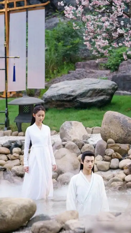 分享一波月上重火罗云熙陈钰琪部分美照两人真是郎才女貌