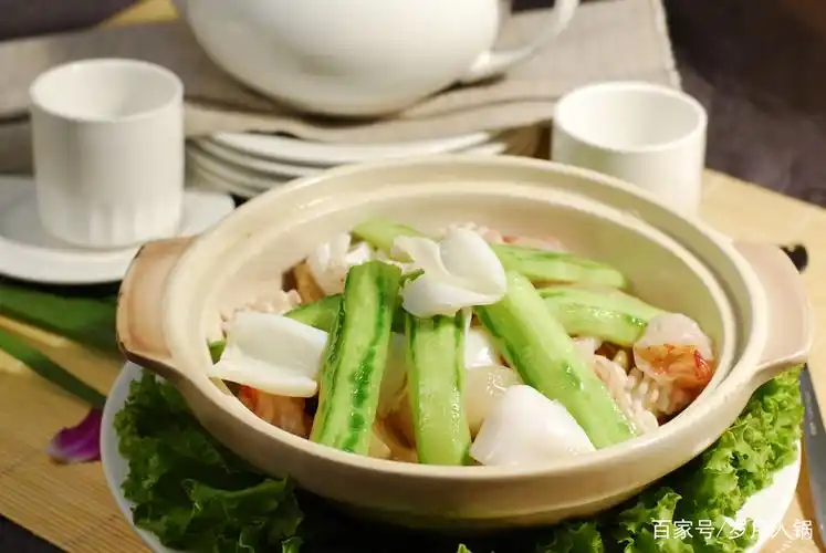 美食图片欣赏——煲仔菜品是粤菜的精髓之一04